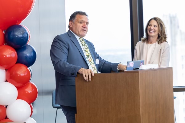 CortexSTL's tweet image. NEWS: Yesterday, Cortex was selected as one of this year's two recipients for @bankofamerica's prestigious #NeighborhoodBuilders award which grants $200,000 in funding, along with leadership training, to nonprofit organizations that shape our city's future.
