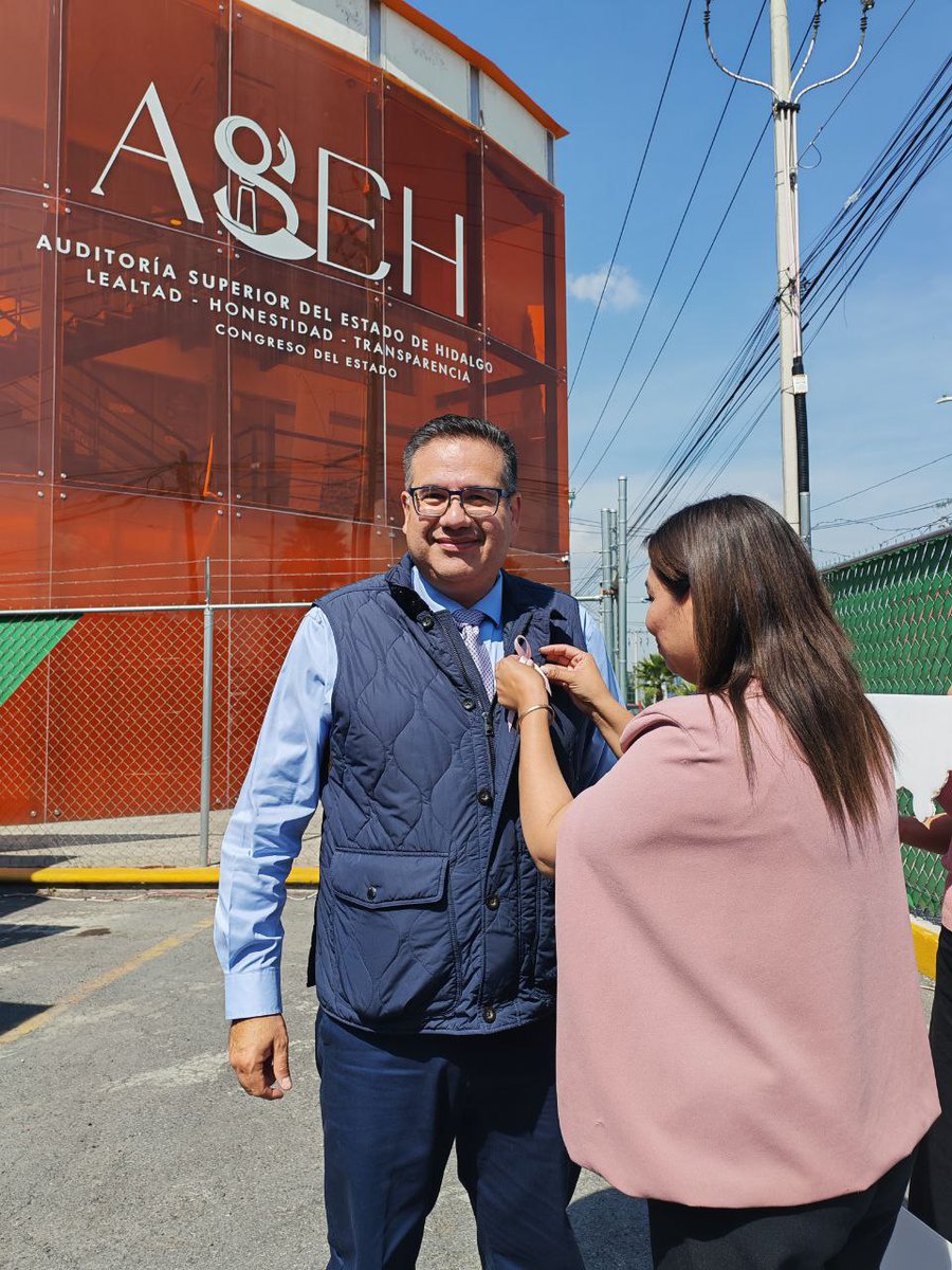 ASEH_Hgo's tweet image. En la @ASEH_Hgo, prevenir también es auditar.
Jornada de detección y capacitación contra el cáncer de mama.
El Mtro. @jorvalverdeASEH agradeció a la Secretaría de Salud de Hidalgo
su apoyo en esta actividad en favor de la salud y la prevención.