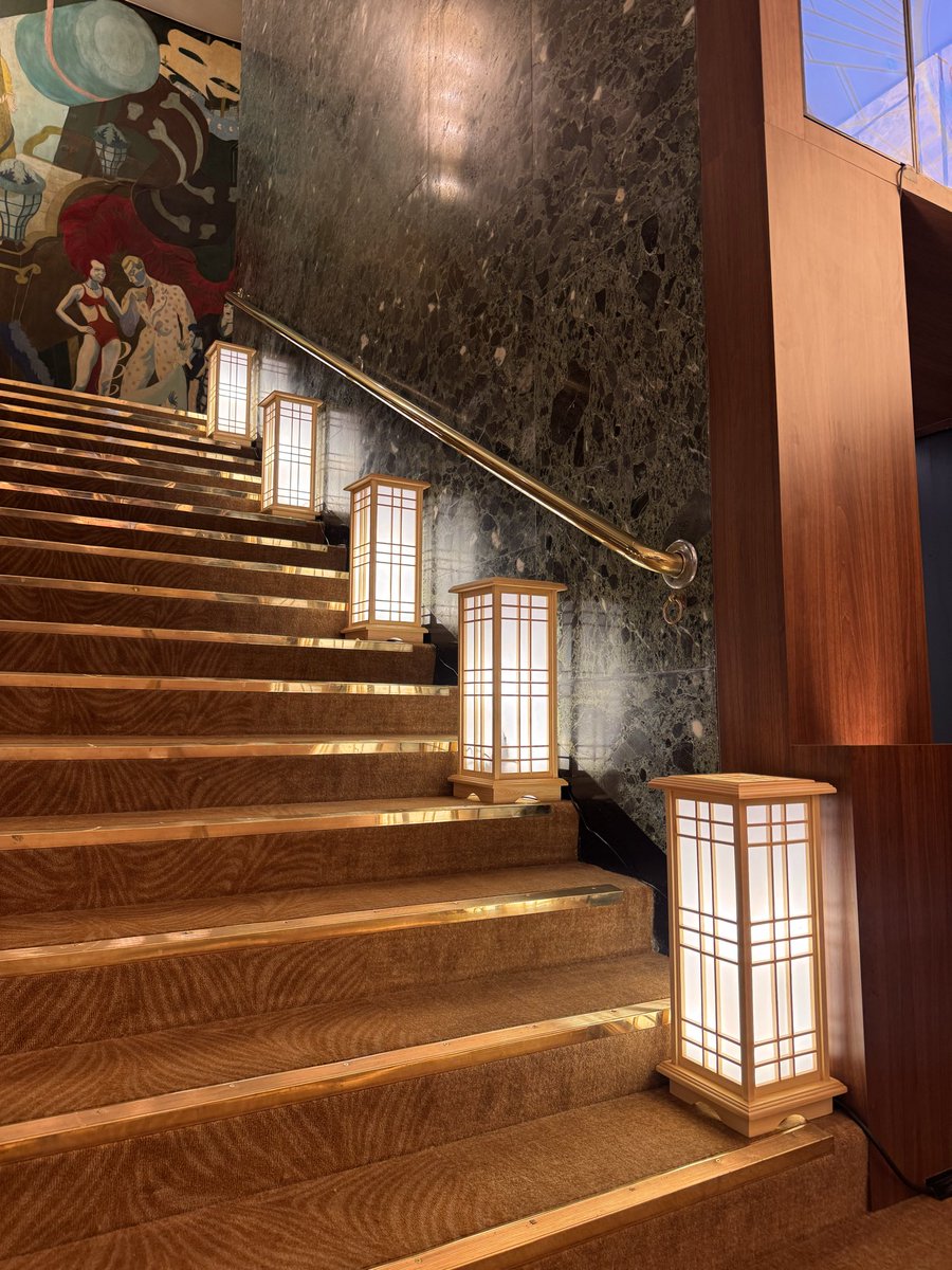 Ce soir, le  #GrandRex se transforme en temple Shaolin pour l’avant-première de #YoroiLeFilm.⛩️