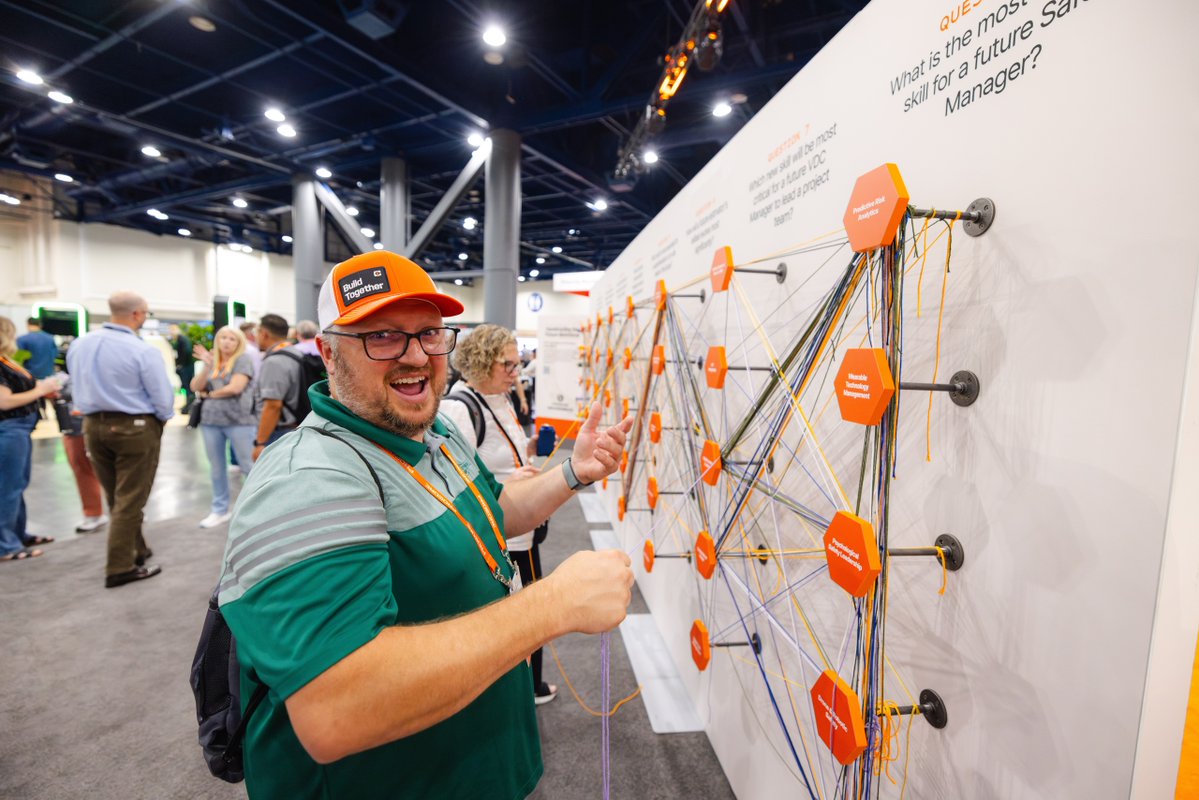 procoretech's tweet image. Thousands of builders. Bold conversations. Real innovation. 🛠️ 
We’re on the ground capturing it all. Here's a glimpse into Groundbreak 2025 in Houston. #GBK25