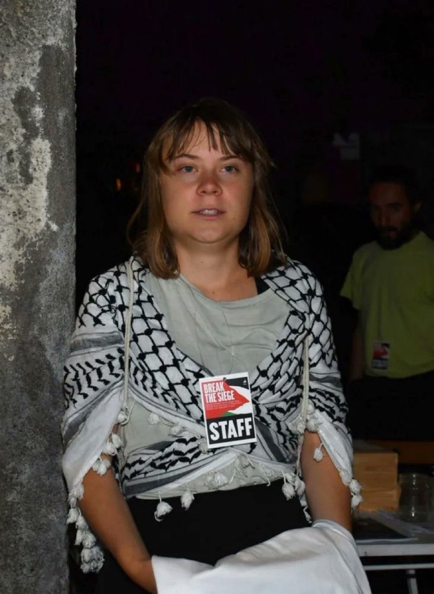 AdameMedia's tweet image. REPOST if you BELIEVE Greta Thunberg and are PROUD of what she does for Palestine✊🏻