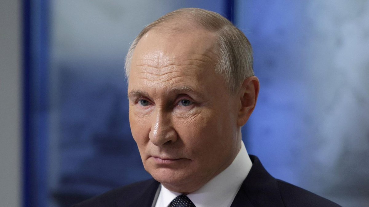 BRICSinfo's tweet photo. JUST IN: 🇷🇺🇺🇸 Russian President Putin congratulates US President Trump for helping end the Israel-Hamas war. https://t.co/7ATfY8ruRd