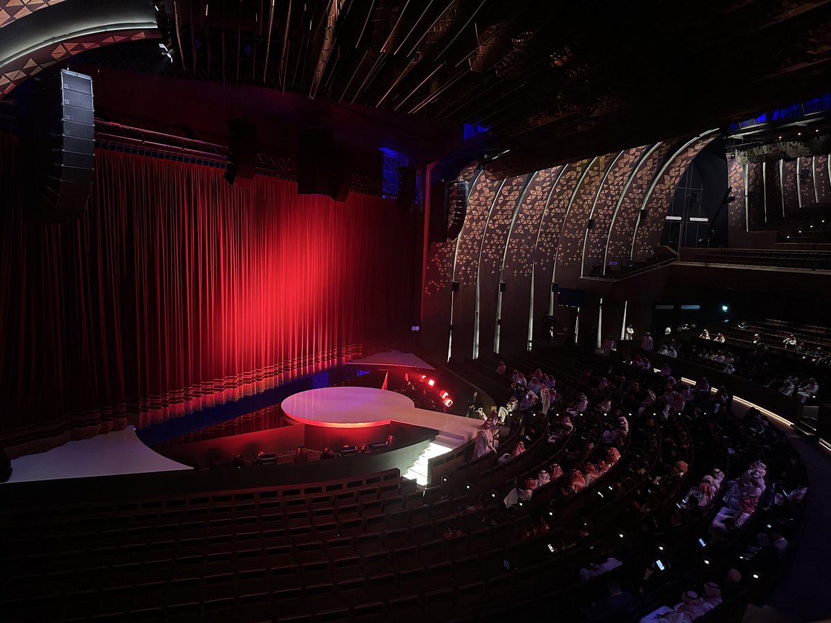 🚨🚨🚨🚨🚨🚨 عاجل :

مذيع الحفل يعلن بأن العمل جاري لحل الخلل التقني الذي صادف بداية حفل الاتحاد الآسيوي.