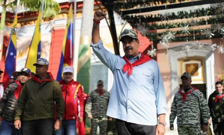 Nos provocan con amenazas, respondemos con unidad. 

Aquí no hay miedo, hay dignidad #NavidadSoberaníaYPaz #UnleashDracarys🔥🐉