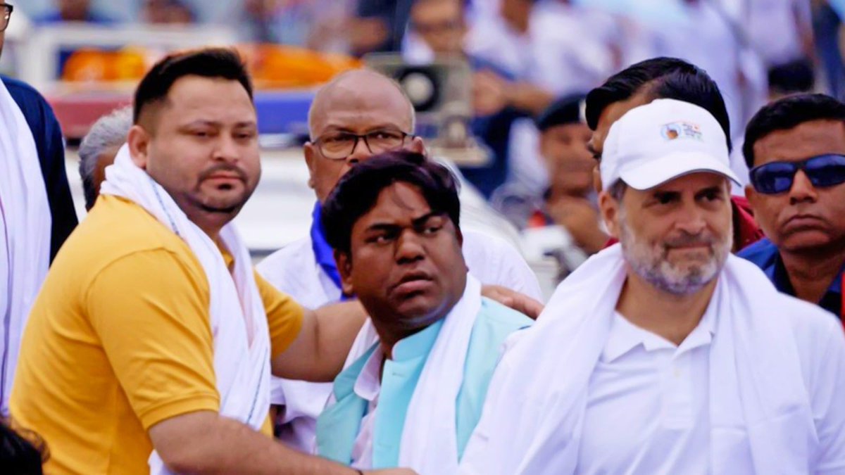 टिकट बेच बेच कर ये लोग चुनाव लड़ेंगे वो भी भाजपा से....पहले महागठबंधन वाले ये तय कर  लें, सरकार बनाने के लिए चुनाव लड़ रहे या पैसा बनाने के लिए !

#BiharElection2025 #BiharPolitics