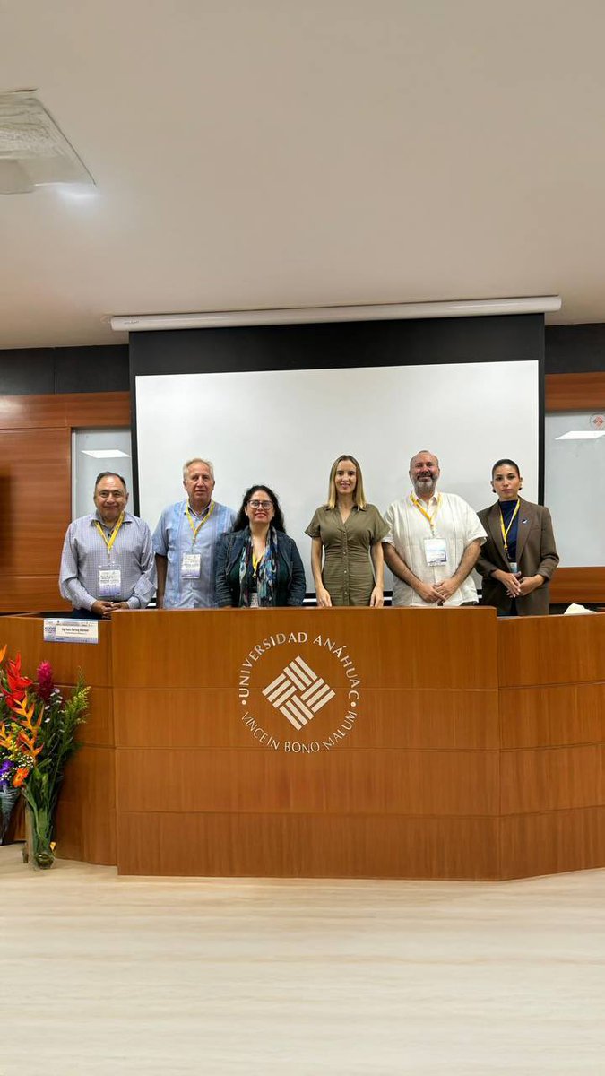 Como Presidenta de la <a href="/Amaie_Mexico/">AMAIE México</a>, tuve el honor de presentar el “Diagnóstico de la Acción Exterior Local en México: Perspectivas y Visión de Futuro”, publicación que elaboramos junto con el Dr. <a href="/jorgeschiavon/">Jorge Schiavon</a>, Presidente de nuestro Consejo Consultivo, <a href="/MonserratIgles2/">Monserrat Iglesias</a>
y la