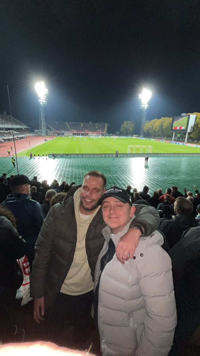 Adam Benson tweet media