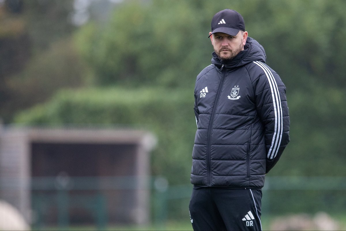 the_nomads's tweet image. Friday night…you know what that means…FOOTBALL⚽️

Our Women’s U19s face their second game in the #GeneroAdranNorthU19 league as Wrexham visit The Poppies 3G👊🔴

@danroach_’s side ran out 4-2 victors away to The Red Dragons just three weeks ago and will hope to build on that…