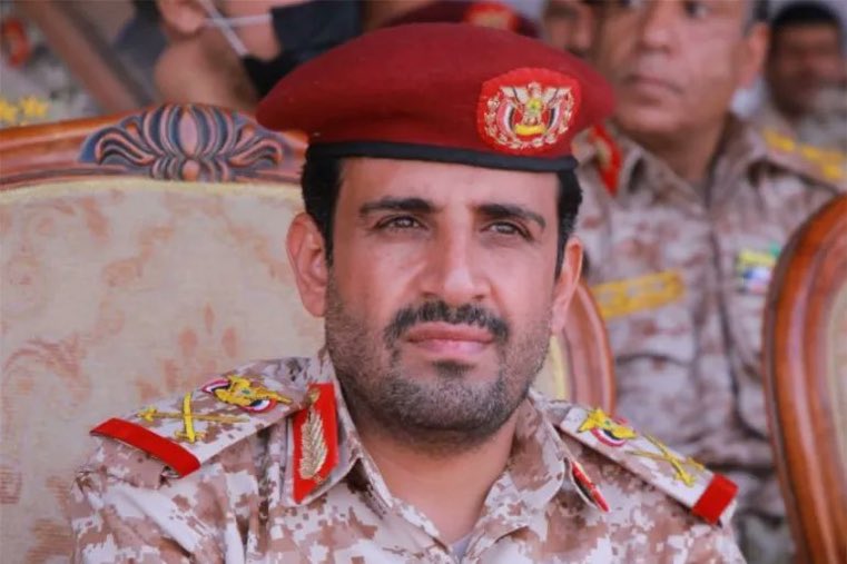 #انصار_الله ، يمن الرجولة والعز، يثبتون يوماً بعد يوم أنهم إخوان صدق ورجال مواقف ينصرون الدين ويدافعون عن المقدسات بأرواحهم ،اليوم نبارك لهم استشهاد اللواء محمد عبد الكريم #الغماري وابنه رحمهم الله .،