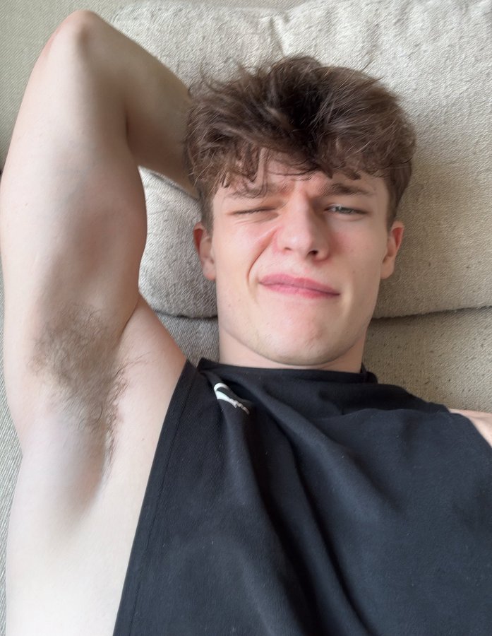 Ethan Ryan tweet media