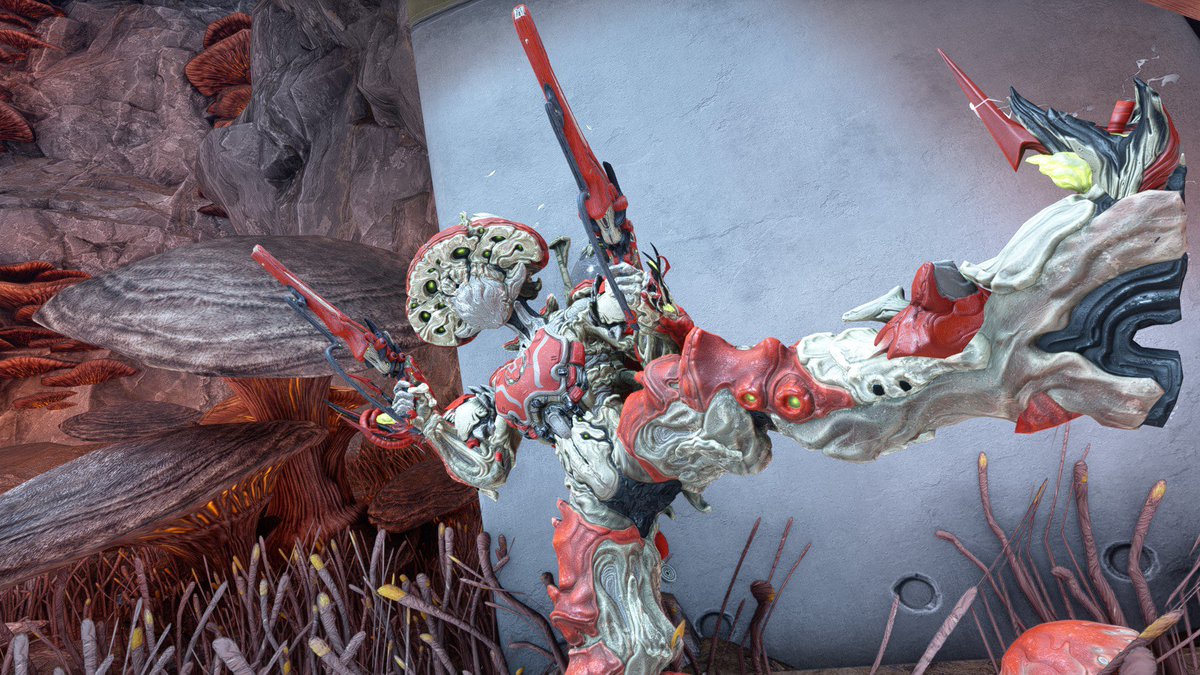 キノコの画像と睨めっこしながら外装いじってたらこんな時間に、、水やりしてるみたいに撮れたかわいい

#warflame  #warframecaptura