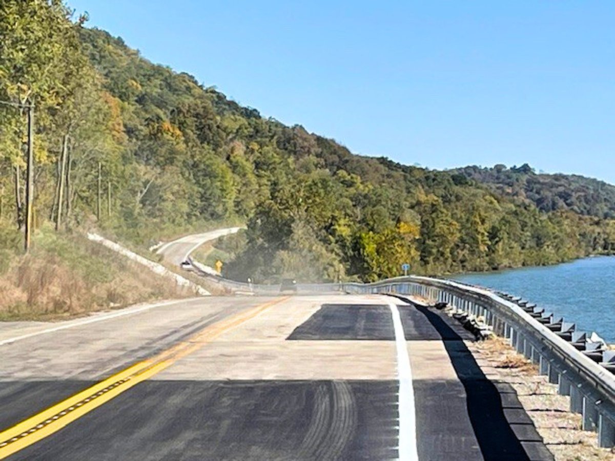 📍S.R. 156 - Switzerland Co.

✅NOW OPEN✅: S.R. 156 has reopened just east of Florence near Bulgar Tapp Road following a slide correction project in Switzerland County.