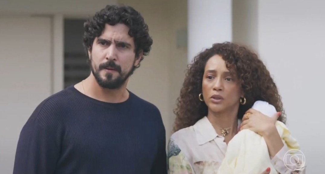 <a href="/lesbstars/">mallu 🧙🏻‍♀️</a> Enquanto isso o da Maria de Fátima é uma garrafa de amaciante Dony.