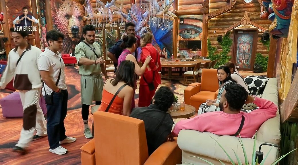 irfan_ranjani's tweet photo. This picture speaks a lot that words ever could!🤍

BAJAJ THE MAN THAT YOU ARE!🤍 took the right stand at the right time! 

#AbhishekBajaj  #AbhiNoor #BiggBoss19
BB19 TRP KING ABHISHEK 
RAB RAKHA ABHINOOR https://t.co/fyryQX6bZw