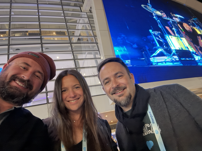 DevsUtd's tweet photo. #DF25   Day 2:  𝗘𝗣𝗜𝗖 𝗡𝗶𝗴𝗵𝘁 𝗮𝘁 #DreamFest! 

Our team rocked 🎸🤘out with the @TrailblazerCommunity and 
the legendary @Metallica 
at the biggest #ConcertForKids!

All for a great cause UCSF Benioff Children’s Hospitals Giving back never sounded so good!💙 https://t.co/CTV1aIaeji