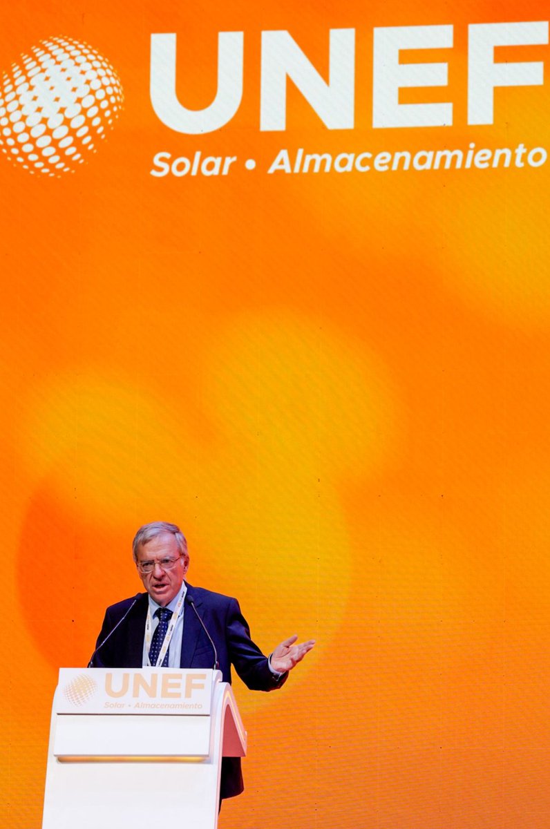 "Pero el apagón también ha abierto oportunidades de avances normativos que estaban pendientes, como impulsar el almacenamiento o permitir que las renovables participemos en el control de tensión para un sistema más seguro y flexible" <a href="/JoseDonosoAl/">Jose Donoso</a> #ForoSolar