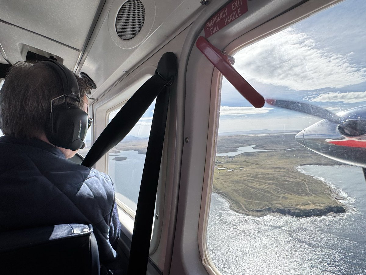 ✈️ The Governor was excited to board his first FIGAS flight yesterday to Fox Bay.

After a smooth checking in process and a short wait, the Governor was up and way, admiring the beautiful #Falklands views along the way.

Huge thank you to the pilots for a smooth journey.