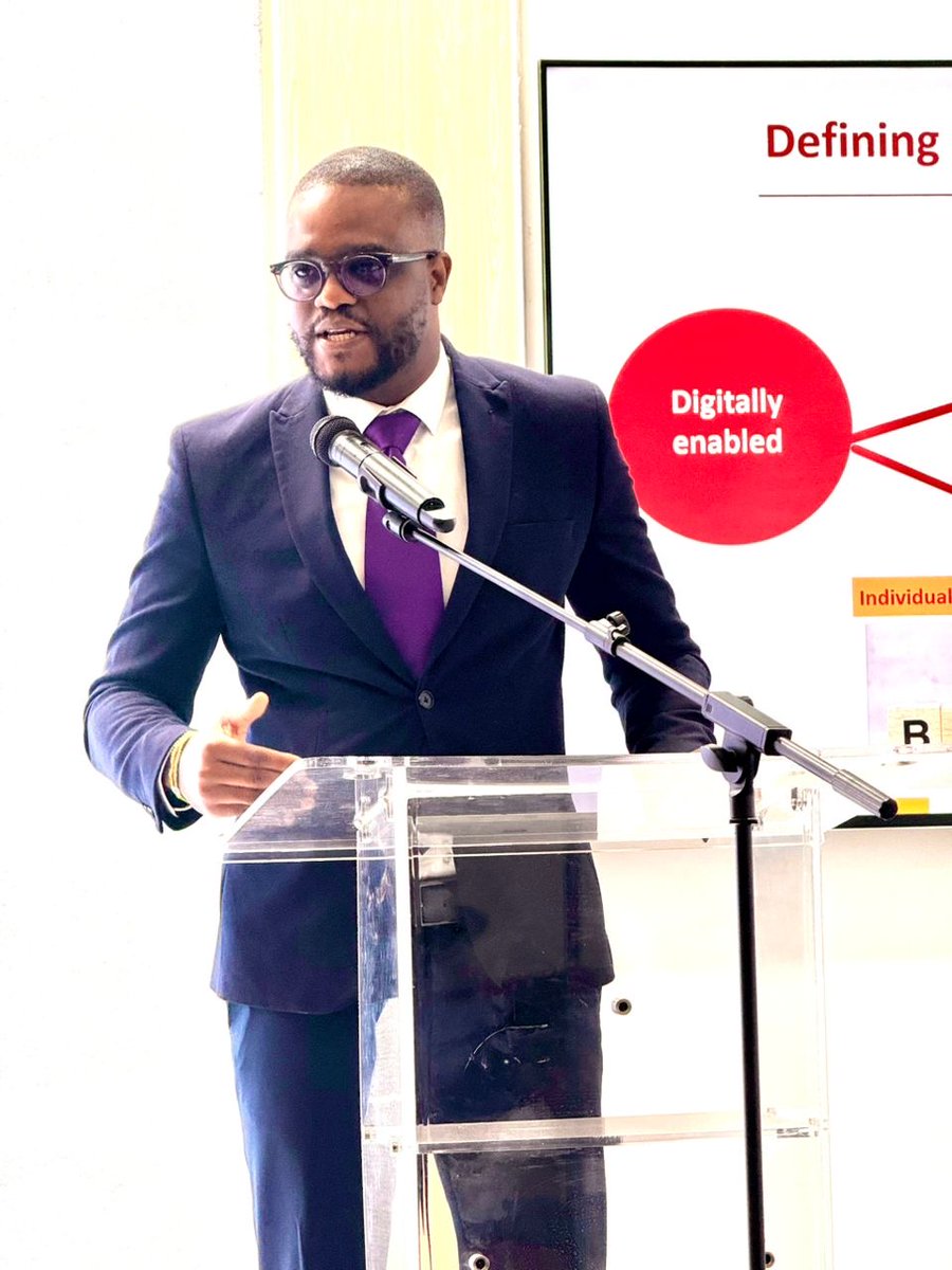 talkmorechidede's tweet photo. At the Sierra Leone #AfCFTA Regional Conference, I highlighted the benefits of the Protocol on Digital Trade &amp; the AfCFTA programmes to support the implementation i.e. AfCFTA Digital Trade Regulatory Assessments, AfCFTA Digital Innovation Challenge &amp; #ADIEP 
#AfCFTA #DigitalTrade https://t.co/jKbcywRJa9