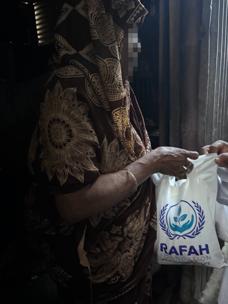 RafahFoundation's tweet image. There are countless families in Bangladesh who cannot afford to buy meat. For many of them, eating meat is a rare joy — something they experience only once or twice a year.

At Rafah Foundation, we are doing our best to bring that joy to their tables. This week alone, we…