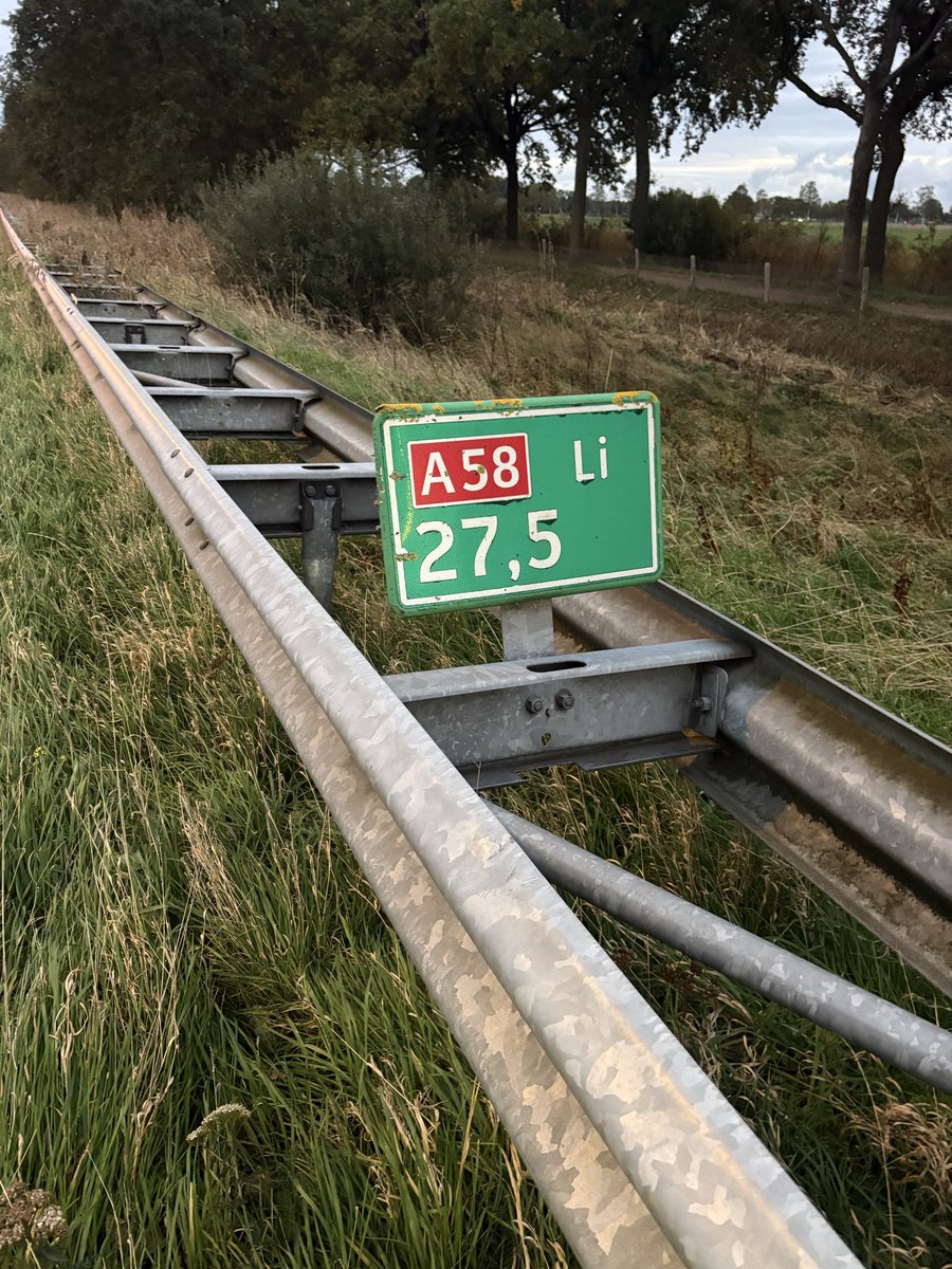 Weginspecteur Robert tweet media