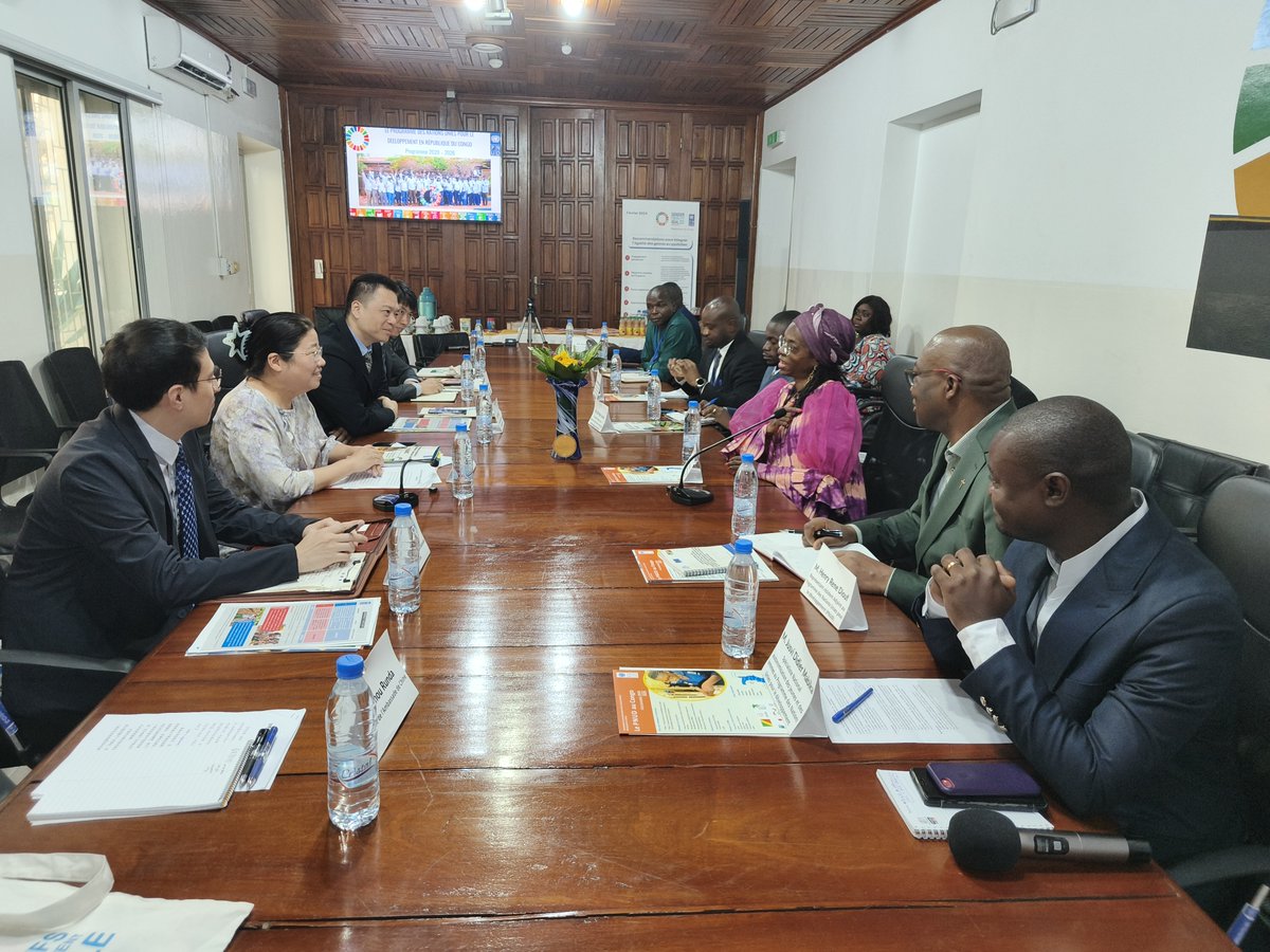 Aujourd’hui, Mme l’Ambassadeur <a href="/ANQINGChine/">AN Qing</a>  s’est entretenue avec Mme Adama-Dian BARRY, Représentante Résidente du <a href="/PNUDRepduCongo/">PNUD Rép du Congo</a> sur la coopération en matière de développement du Congo. Ces dernières années,la #Chine a maintenu une communication étroite et mené une coopération