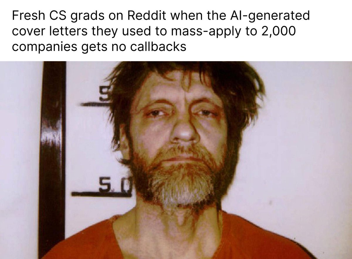 data_cyborg's tweet image. Quality over quantity
 #ProgrammerHumor
 #meme