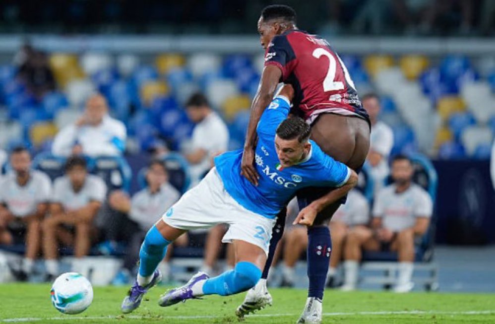 Sembra il culo di Yerry Mina