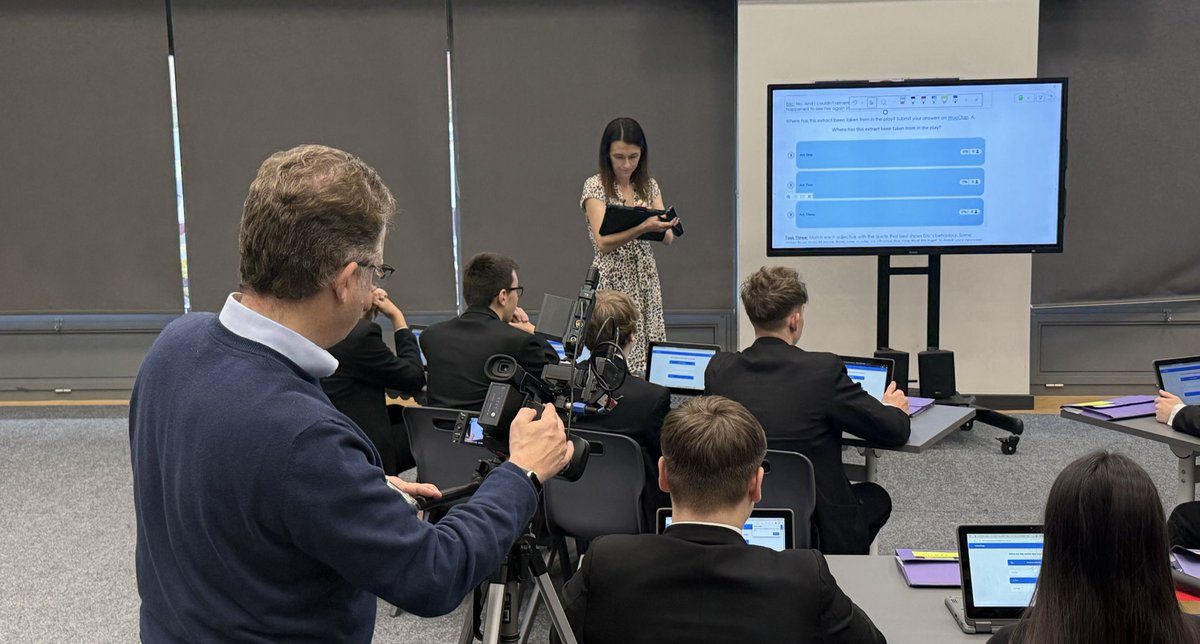 PhillipHedger's tweet image. It was an absolute privilege to visit @ribbweb in Clitheroe today as part of the North West EdTech Hubs Study Tour. We enjoyed seeing digital learning in action across KS3 & KS4, including a brilliant live Year 11 English lesson exploring texts, language & meaning. ✨
