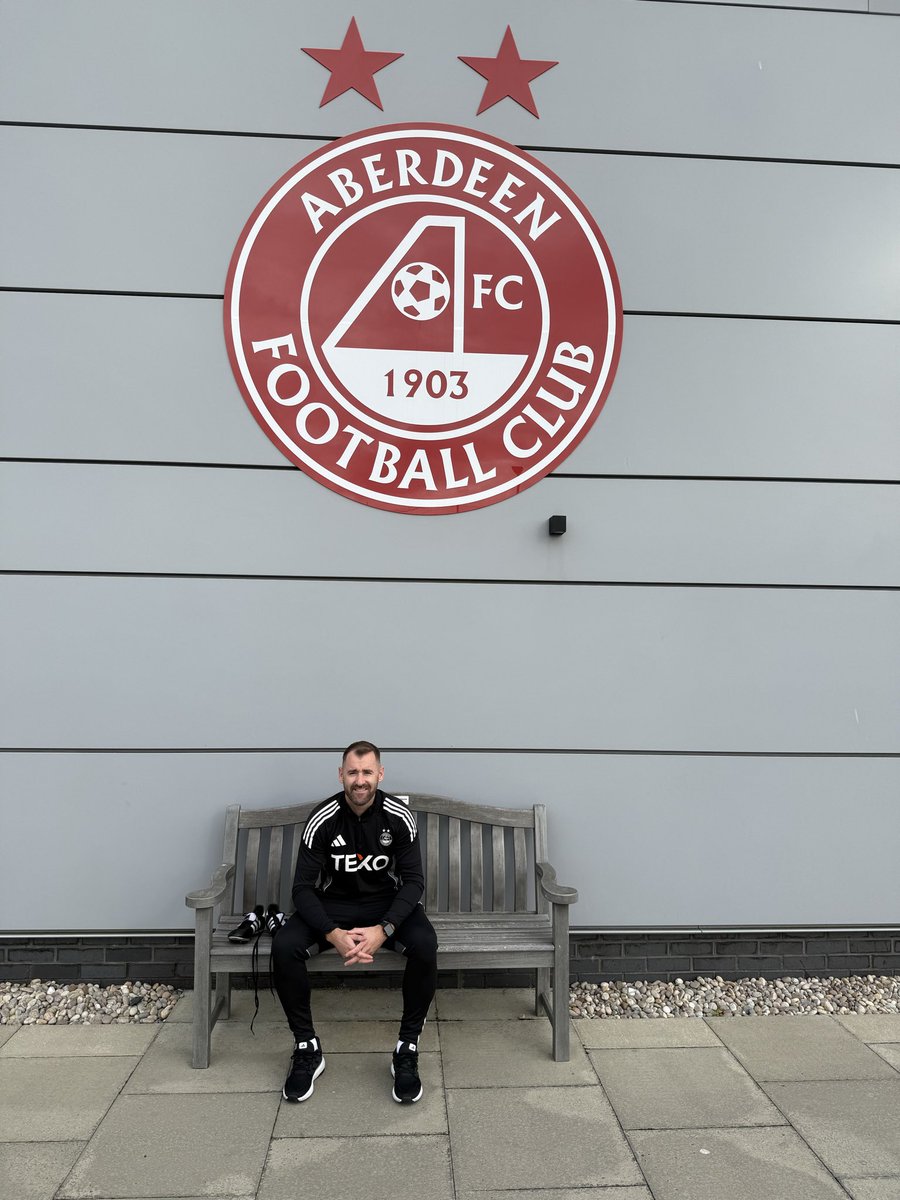Delighted to join the team at  <a href="/AberdeenFC/">Aberdeen FC</a> Academy ⚽️