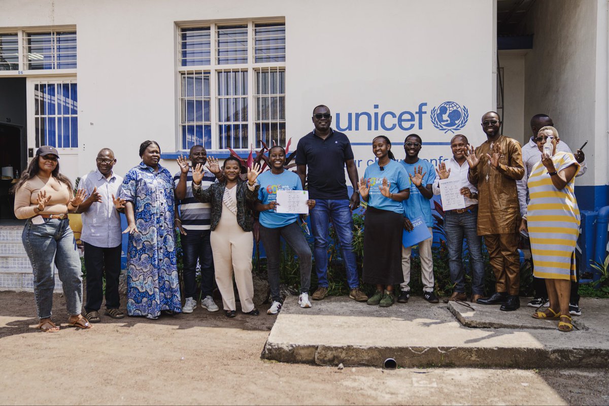 𝑼𝒏 𝒈𝒆𝒔𝒕𝒆 𝒂𝒏𝒐𝒅𝒊𝒏 𝒎𝒂𝒊𝒔 𝒒𝒖𝒊 𝒔𝒂𝒖𝒗𝒆… 

𝑳𝒆 𝒍𝒂𝒗𝒂𝒈𝒆 𝒅𝒆𝒔 𝒎𝒂𝒊𝒏𝒔 n’est pas qu’un acte d’hygiène, c’est un acte de prévention, de protection et de responsabilité collective.

<a href="/UNICEFDRC/">UNICEF en RDC</a> #santé #protection #hygiène #wash