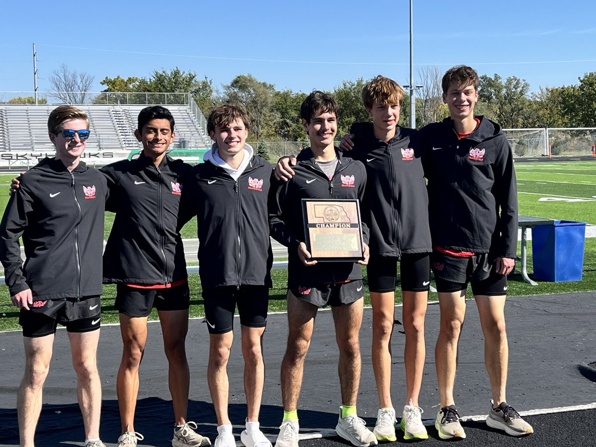🏃‍♂️ NSAA District XC Medalists 🏃🏻‍♀️ 

<a href="/Elkhorn_XC/">Elkhorn High School Cross Country</a> Swept both Girls &amp; Boys winning district championships! 🤘🏼