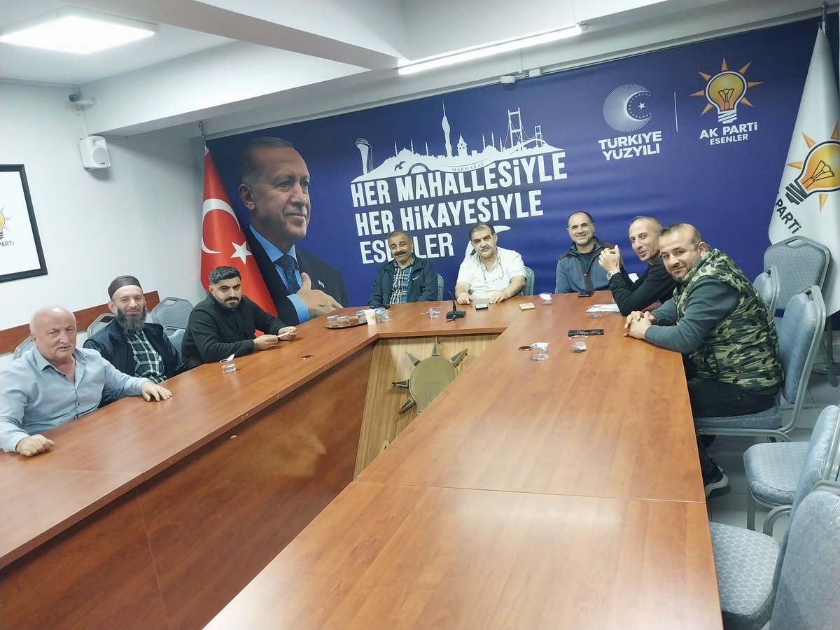 Esenler Fatih Mahallesi 2.bölge 
Haftalık toplantımızı <a href="/YucedagZiya/">Ziya Yücedağ🟢🇹🇷🇹🇷🇹🇷</a> başkanlığında teşkilat mensubu arkadaşlarımızın katılımlarıyla gerçekleştirdik hayırlara vesile olsun inşallah 
<a href="/EmrullahErkus/">Emrullah ERKUŞ</a> <a href="/akparti_esenler/">AK Parti Esenler</a> <a href="/vedatdestek/">Vedat Destek</a> <a href="/oktayilmaz18/">OKTAY YILMAZ</a> <a href="/akpartiistanbul/">AK Parti İstanbul</a>