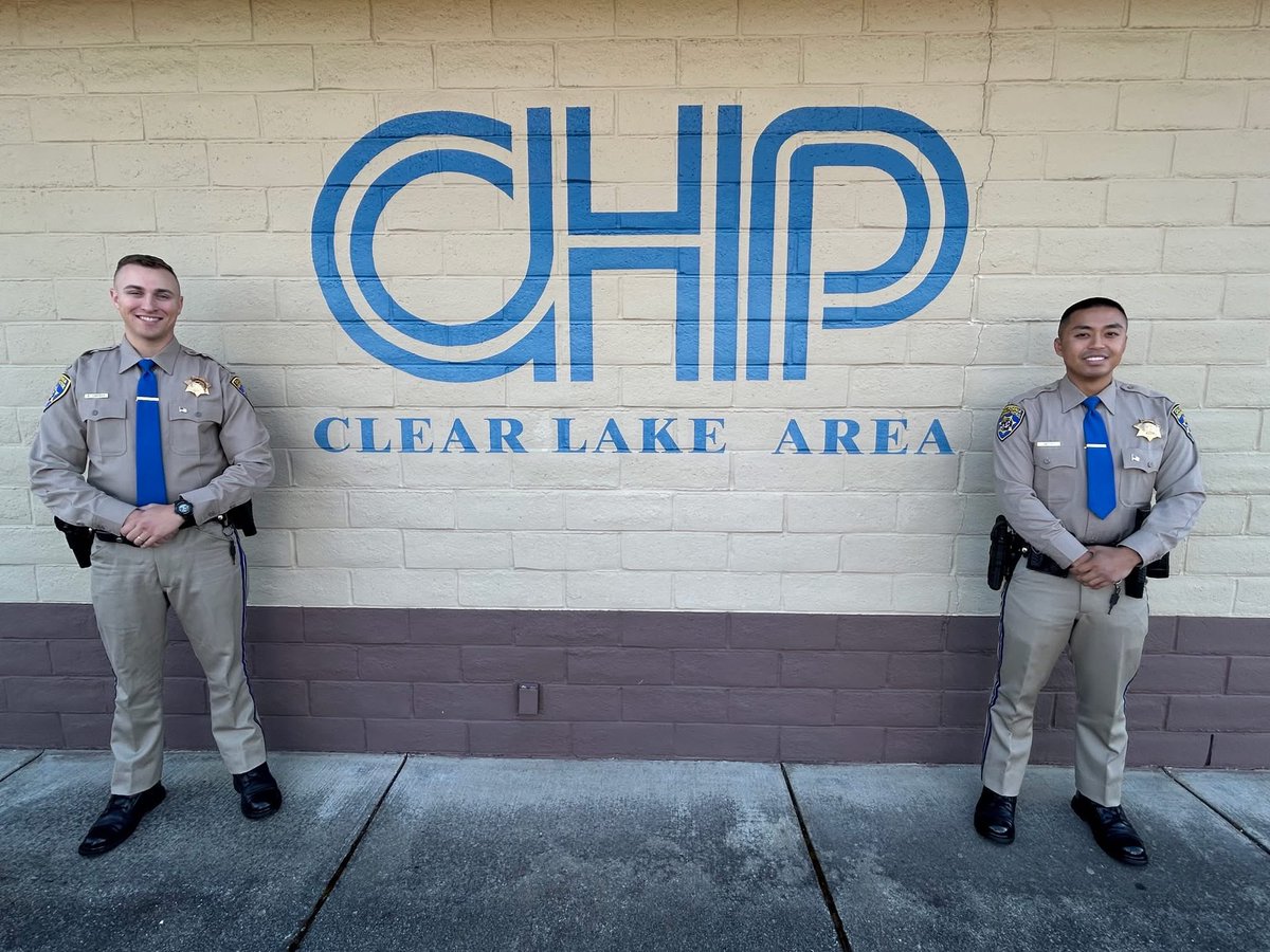Please welcome our newly promoted officer(s) from the CHP Academy in West Sacramento, Officer Lebedeff and Officer Saelee, who graduated on Friday, October 3, 2025.  After 26 weeks of intensive training, they were officially sworn in. 

#CaliforniaHighwayPatrol #CHPClearLake