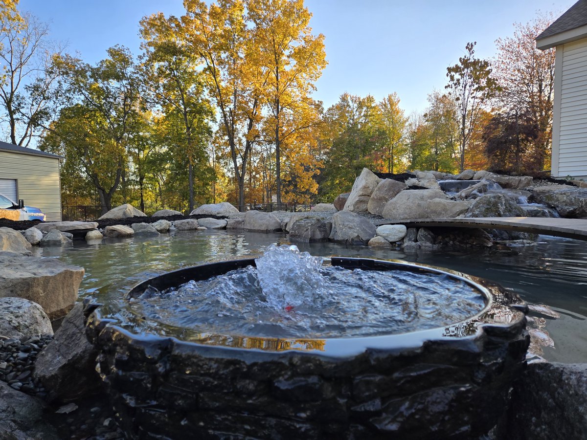 GardenStateKoi's tweet image. Transform your pond or waterfall with a spillway bowl addition 🌿 Big impact, minimal effort and totally customizable! #WaterFeatureDesign #BackyardInspo #SpillwayBowl
