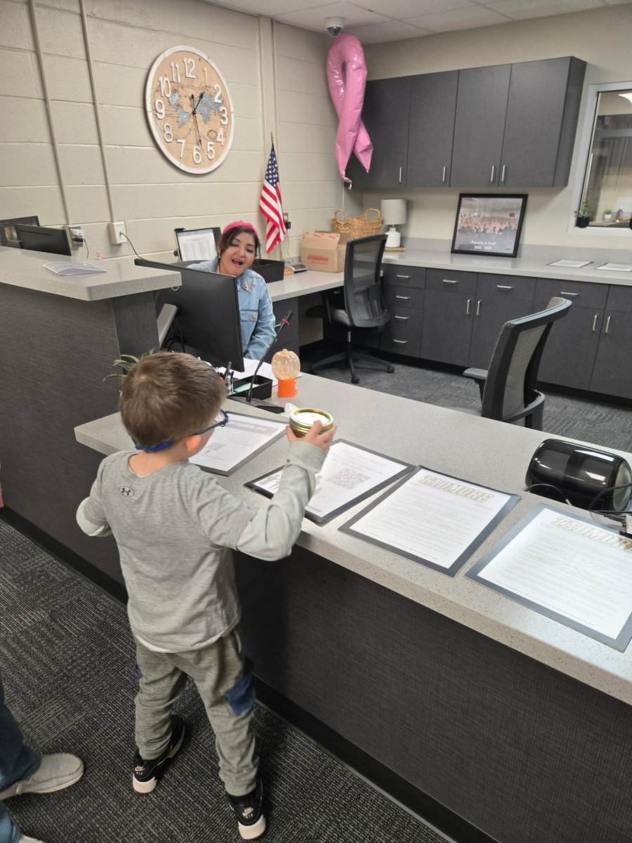 These students learned all about apples today! They made apple butter and then helped put the lids on and make the final delivery to the staff.
