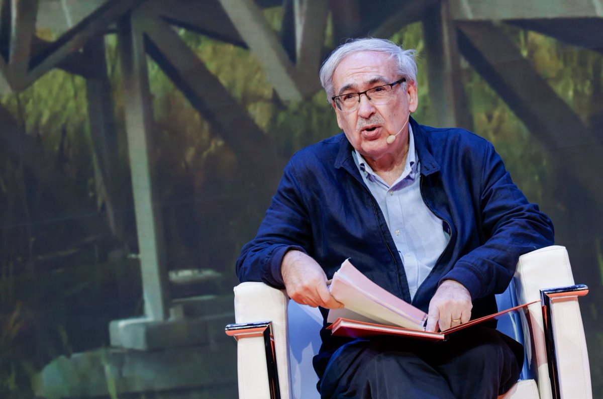 ¿Qué papel puede jugar el almacenamiento detrás del contador para la descarbonización de la industria en España? <a href="/acerrillo3/">Antonio Cerrillo</a> <a href="/LaVanguardia/">La Vanguardia</a> ha moderado el debate con <a href="/HuaweiSolar/">Huawei FusionSolar</a> <a href="/herrerajoan/">Joan Herrera</a> y #EnergíaAccesible #ForoSolar