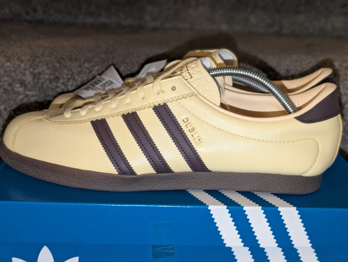 mavv1903's tweet image. Adidas Dublin 1/2025 size exclusive...BNIBWT uk size 12..selling for a mate £150 delivered or nearest offer.