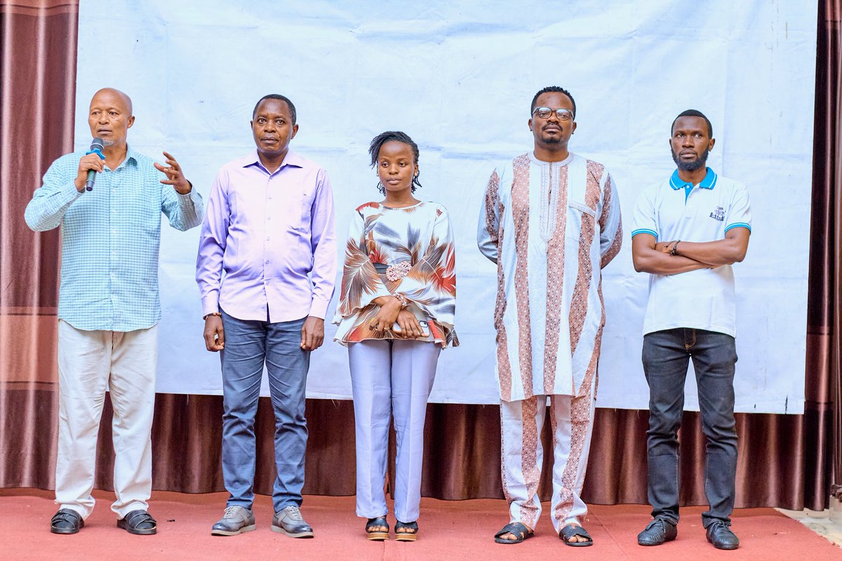 Depuis ce jeudi, l’<a href="/UCS_Goma/">UCS-Goma</a> ouvre ses portes à ses nouveaux étudiants 🎓

Au programme : découvertes, échanges, guidance et visite des locaux 🏫

Les prochaines séances plongeront chaque domaine au cœur de la vie universitaire 💪
#KaribuKwetu
#RentreeAcademique #Guidance2025