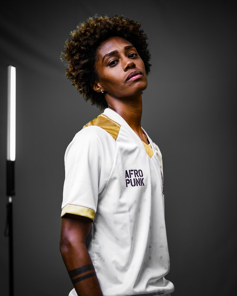 ecbahia's tweet image. 🥵 Não é por nada não, mas essas camisas ficaram lindas demais! #BBMP #AFROPUNK

Galeria completa ➡️ flic.kr/s/aHBqjCxAJb