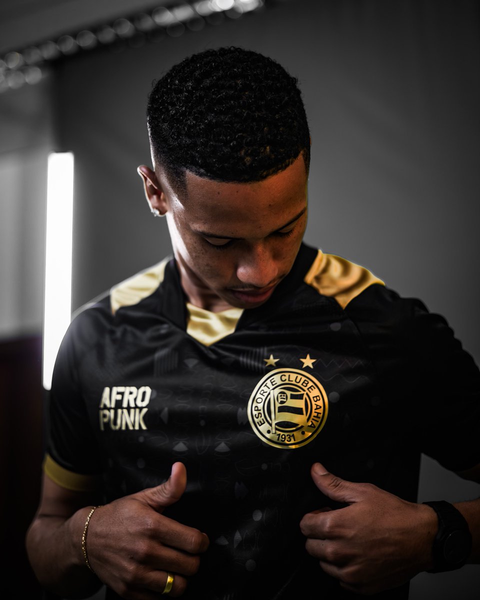 ecbahia's tweet image. 🥵 Não é por nada não, mas essas camisas ficaram lindas demais! #BBMP #AFROPUNK

Galeria completa ➡️ flic.kr/s/aHBqjCxAJb