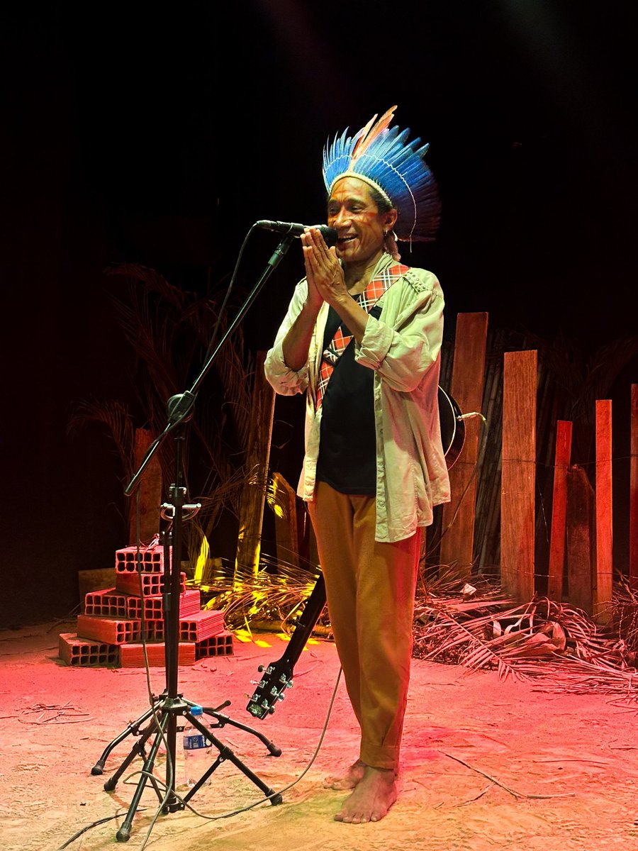 O Rio vibrou com "SAGA DE RETIRANTE"! 💥 Lançamento do álbum de Nena Natal: uma celebração da Música Raiz e da Ancestralidade Nordestina.
Gratidão a todos que fizeram esse espetáculo acontecer. Profissionalismo e dedicação nota 10!
Reviveu essa noite? Comenta aqui! 👇