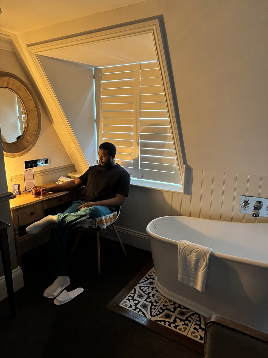 5AIN8's tweet image. 👋🏽