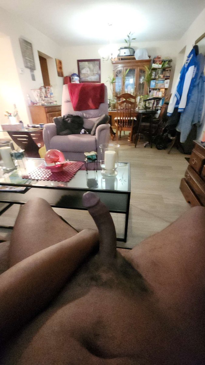 Someone come eat this dick up