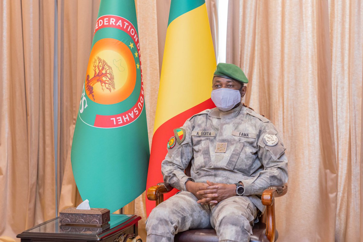 Ce jeudi 16 octobre 2025, le Président de la Transition, Son Excellence le Général d’Armée Assimi GOÏTA, Chef de l’État, a reçu en audience une délégation du Conseil National de la Jeunesse du Mali (CNJ), conduite par son président, M. Sory Ibrahim CISSÉ.