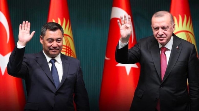 PiyasaTurkiye's tweet image. 🔴 Türkiye, Kırgızistan'ın 58 milyon dolarlık borcunu sildi.
📍Türkiye Büyük Millet Meclisi (TBMM) Dışişleri Komisyonu, yeni yasama yılının ilk toplantısında Kırgızistan’ın Türkiye’ye olan 58 milyon dolarlık borcunun silinmesini öngören yasa teklifini kabul etti.