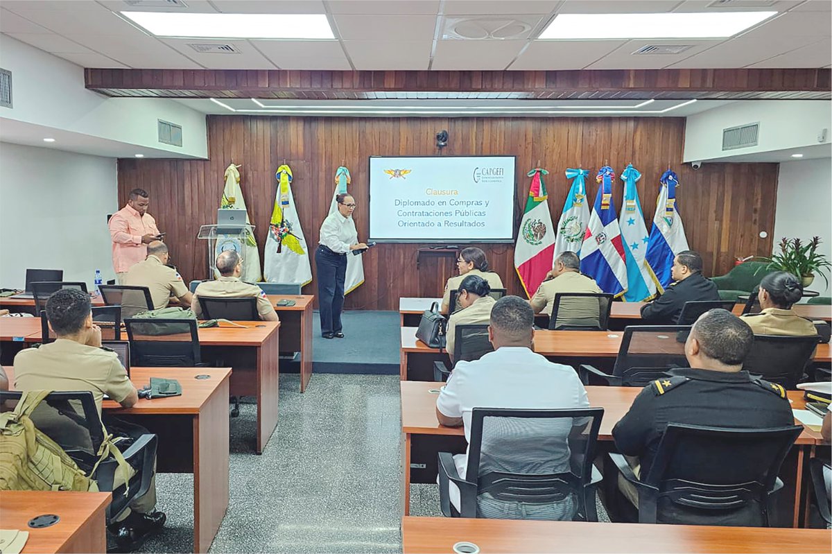 CAPGEFIRD tweet media