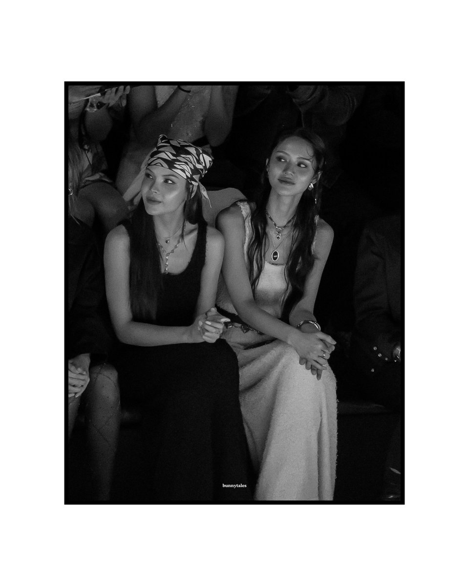 bunnytales1221's tweet image. 📸🖤

LMSY AT SIAM PARAGON

#SiamParagonBIFW2025xLMSY
#BIFW2025xLMSY
#GreyhoundOriginal
#GHAW25 #LMSY