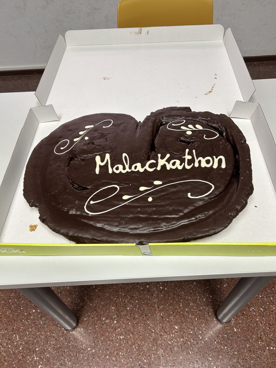 InformaticaUMA's tweet image. #Malackathon2025 reponiendo fuerzas 😋