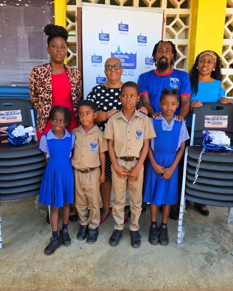 NWCjam's tweet image. 💙 Making a Difference, One Seat at a Time! 💺

The NWC St. James &amp;amp; Trelawny Team donated classroom chairs to Bounty Hall Primary &amp;amp; Infant School, received by Principal Ms. Ilna Grayson. 👩🏽‍🏫

#NWC #CommunityCare #TeamNWC #GivingBack #EducationMatters