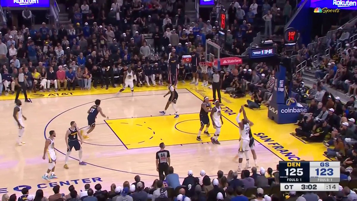 Horford drains the corner trey 3️⃣ 